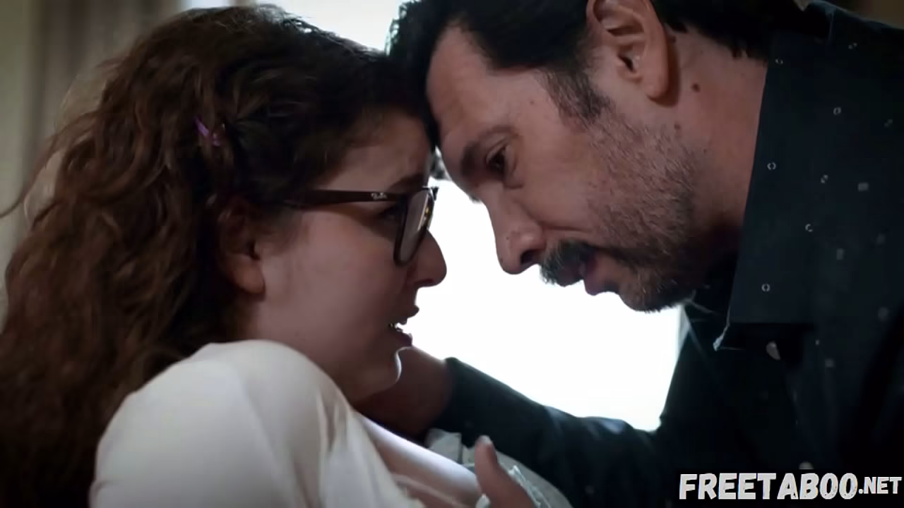 School Tutor Has Unique Ways Of Helping Students Learn - Leana Lovings