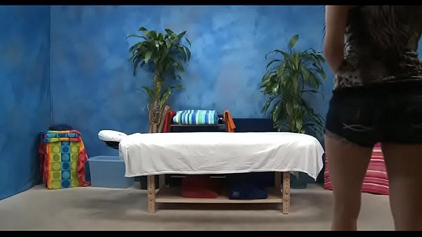 Passionate girl gets immense pleasure of playing with knob