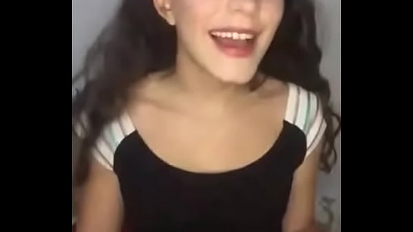 Putipobre latina en calzones bien jugetona