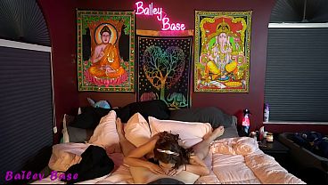 Hidden Voyeur Cam Catches Sexy Teen Girlfriend Creampie