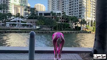 SEXY BBW PLATINUM BOOTY GIVES STEPSON SOME GOOD PUSSY