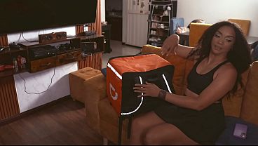 We fucked the home delivery girl