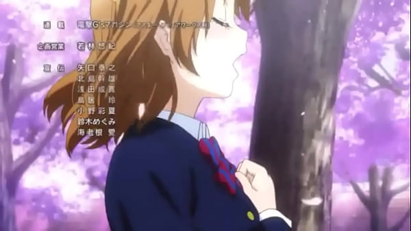 &mu;'s Dan&ccedil;ando ao Som de "Tu Conhece a Paola?"