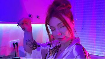 A big compilation of huge cumshots for a redhead beauty.
