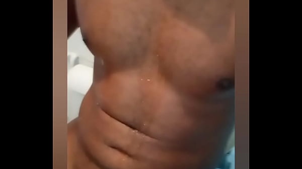 Soltando leite sem ninguém do meu lado