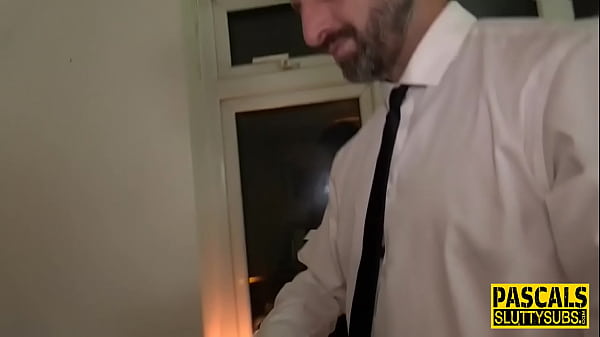 Kinky whore gets toyed and fingered