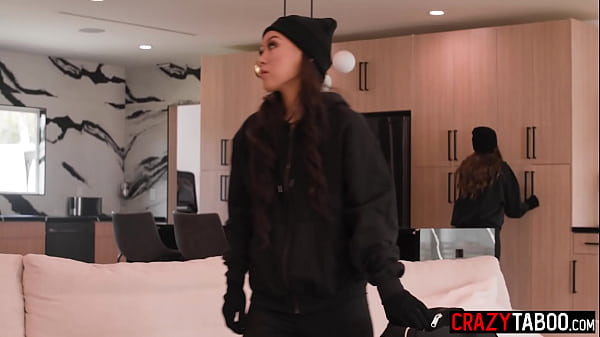 A huge dildo for petite lesbians thieves and Asian teen Kimmy Kimm fucked her parnter Aften Opal