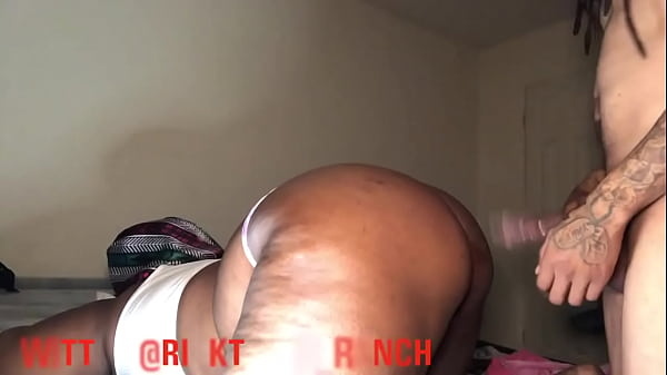 Prendre Bentley Wide Ass À Pound Town
