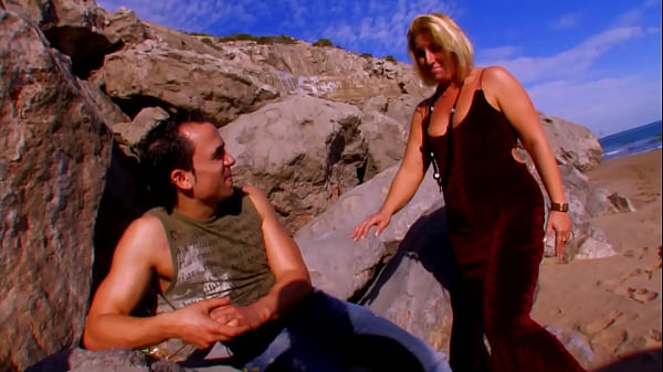 See Slavyana, Didi Valendrey And Tristan Kingsley Fuck And Suck