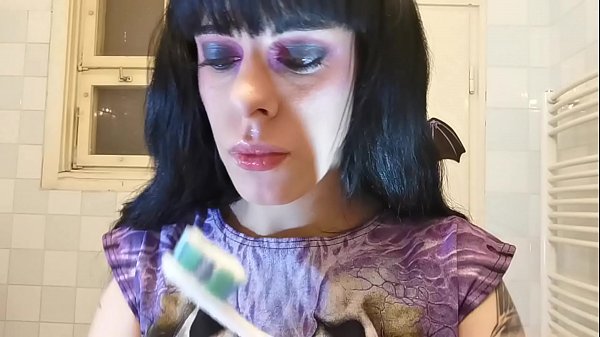 Mouth & teeth fetish POV toothbrush after goodmorning BJ pt1 HD