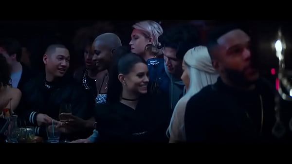 Ariana Grande - Break Your Girlfriend Im Boring