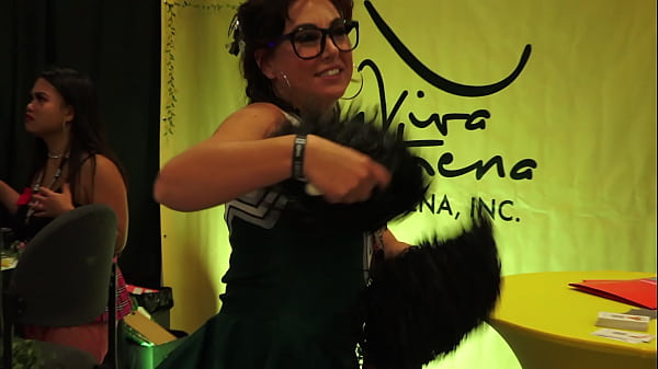 Apex Fetish - Exxxotica 21 New Jersey
