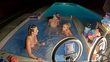 Hot Tub Orgy With Deliah Grace, Scarlett Gushes & Helena Price