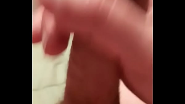 Lubricando el pene solo