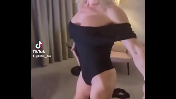 Emanuelly Raquel sexy big butt youtuber asking you to fuck her ass so hard, POV anal sex roleplay, ass worship, the best ass fuck roleplay of your life!!!!