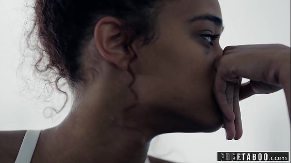 Download Video - PURE TABOO Cheating Scarlit Scandal Lets the Delivery Guy In During Pandemic