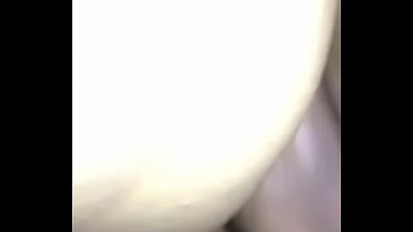 Otra más por el culito