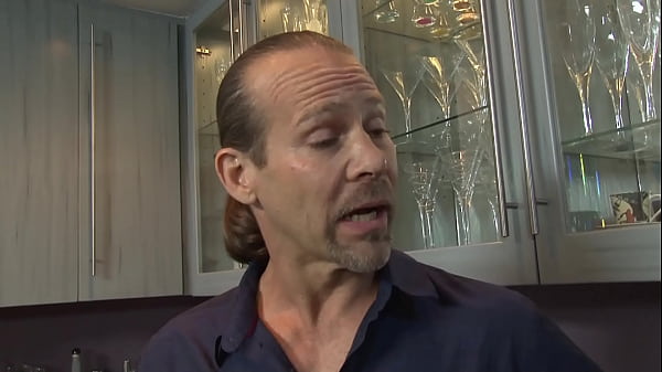 Amanda Lanes Lets Her StepDaddie Sample Her Tight Twat While Mum Is Away