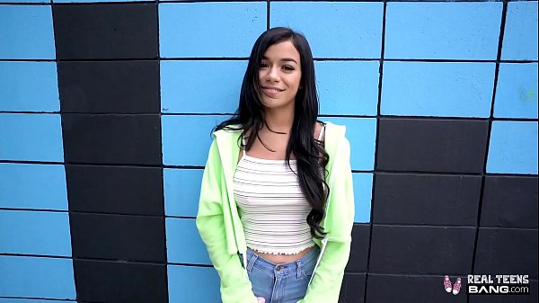 Real Teens - Savannah Sixx Fucked During Porn Casting
