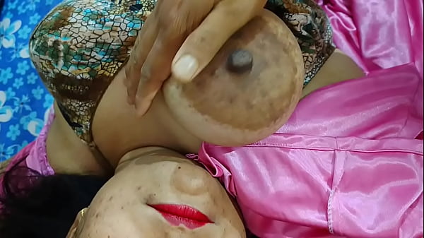 Download Video - Naughty Bhabi get enjoyed by Call Boy