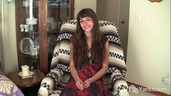 Kinky Yanks Babe Willow Talks