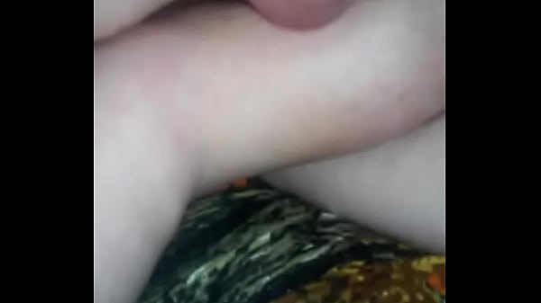 thumb footjob