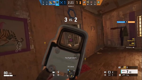 Main amaru folla a 5 perritas sin protección