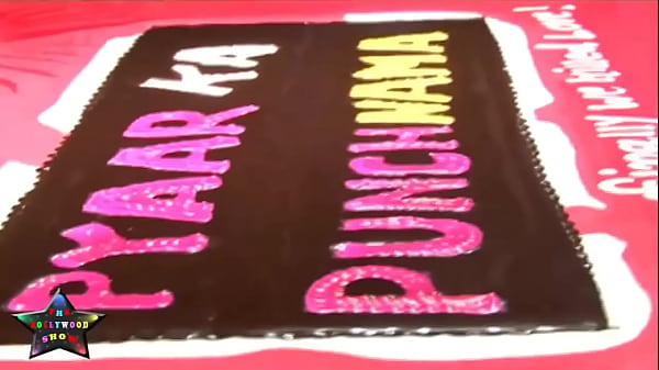 Bollywood News   Huge Bosoms Of Ishita Sharma At Success Party Of Pyaar Ka Punchnama ( 720 X 1280 )[Trim]