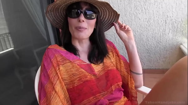 Zoey Holloway Gets Fucked By Her Stepson On Vacation