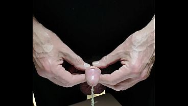 Nylon pissing and finger up my ass