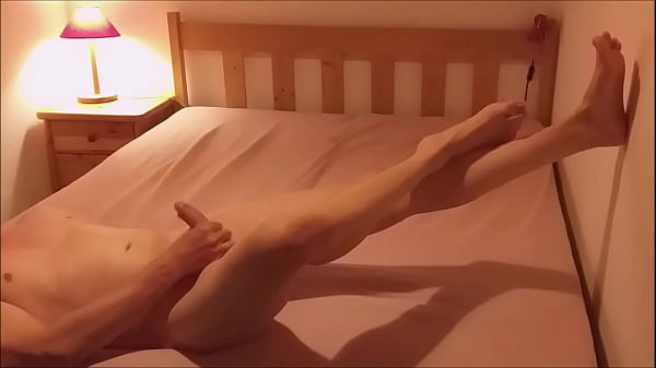 Norwin751 Is playing with himself and masturbat...