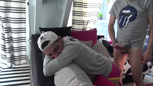 BAREBACK PORN from france with BIG DUCK fucking...