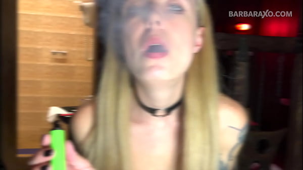 Easy BDSM. The wife wanted her pussy stretched, spanked on the ass, and fucked tied up