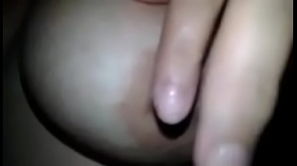 Gros Seins Salope Se Masturbe