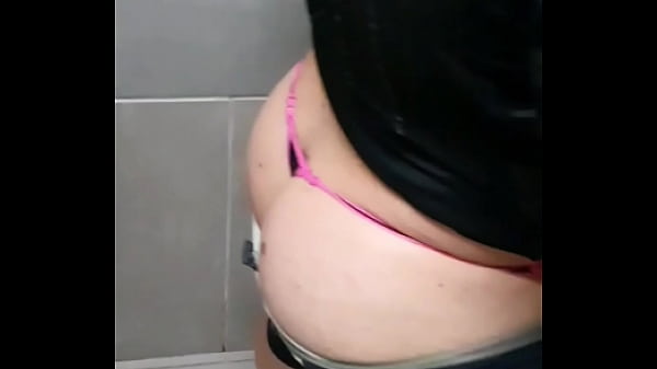 Download Video - Di&aacute;rio de banheirao &lpar; DIA 5&rpar; banheiro da academia &lpar; completo no red&rpar;