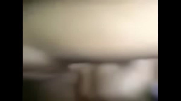 Girlfriend gets fingered by bf until she cums