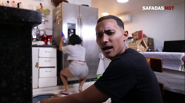 I got wet when I saw the size of the delivery man's dick