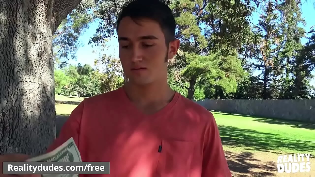 (Mason Anderson) se les paga bien por mamada y sexo anal - Reality Dudes
                   anal blowjob condom doggystyle gay twink jock big dick ass fuck point of view gay sex safe sex pay sex reality dudes money for sex muchos negros