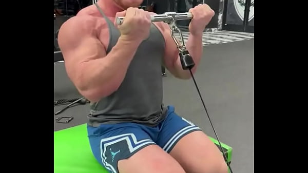 Who wanna have a workout session with me ? Write comment Subscribe my of and We will do it 54 sec