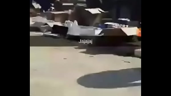  Colegiala En Minifalda En Tianguis