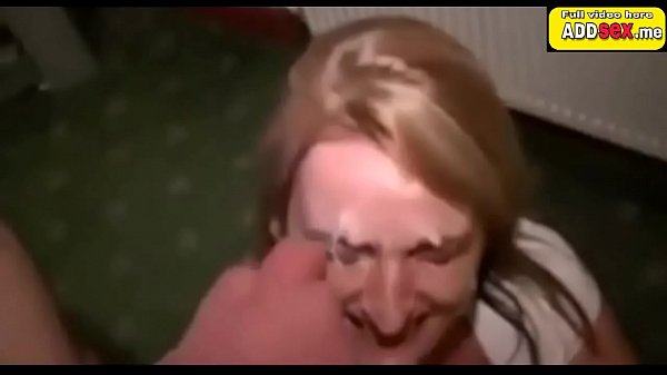 Amateur babe love sucking hard cock