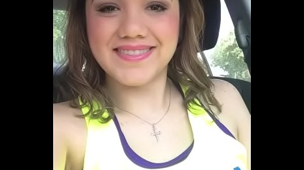 La bella mamada en carro - freebird