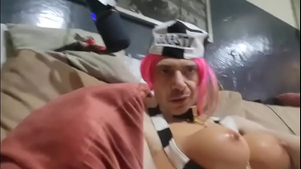 Rabszolga jelmezben kanos meleg fickók