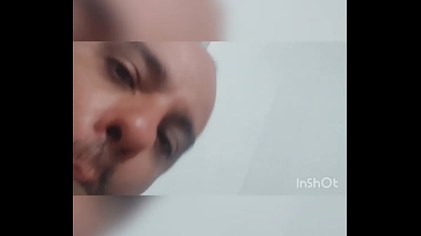 Allaiter Le Mâle Fumeur Du Nord-Est. Complet Pour Achat Disponible Dans Mes Contacts