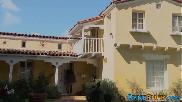 Lesbian teenage brunettes eat out and finger