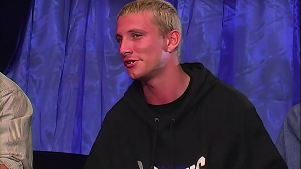 Jessica Dee had taken multiple cocks before but she had a really good time entertaining...