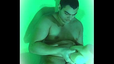 Big Penis - Vertical Video - Muscular - Green - Masturbation - Christopher Rebellato