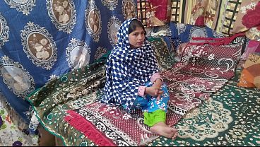 Desi romantic bhabhi sex in desi style, Homemade with clear hindi audio!!