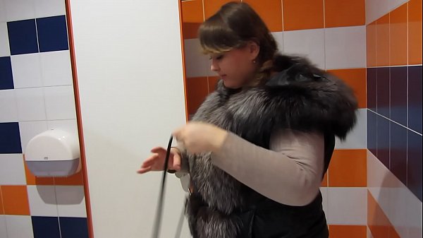 Golden shower in public toilets, bbw with hairy pussy pee into the toilet and on fat thighs. Fetish compilation.