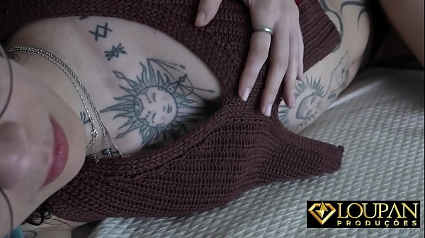 Download Video - magrinha cheia de tes&atilde;o dando no pelo e levando porra no cuzinho &vert; Psy Lunar &vert; LP Produ&ccedil;&otilde;es